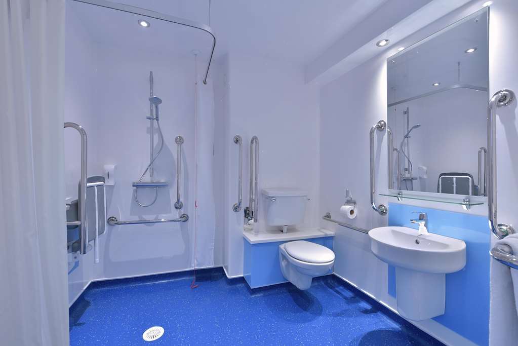 Travelodge Hackney 3* Londra